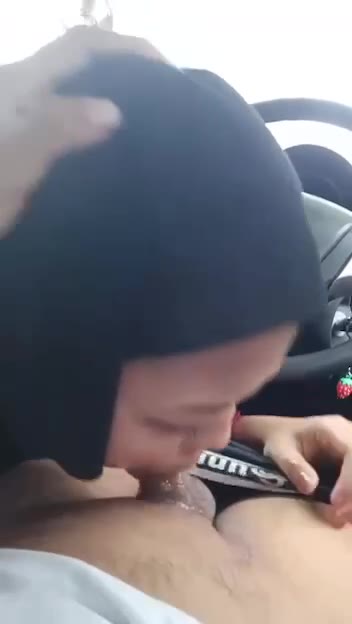 Bocil Hijab Kebelet Naik Mobil Akhirnya Suruh Nyepong